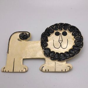 Hand painted  Lion Wooden Brooch Pin